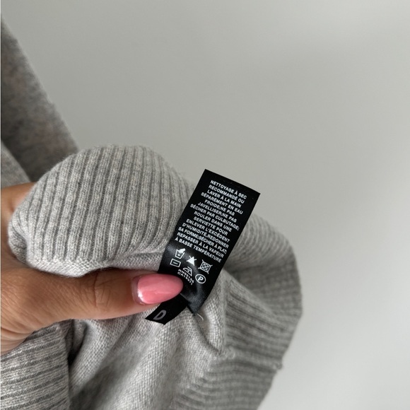 LAFAYETTE 148 Light Gray Cashmere Relaxed Sweater M - Picture 5 of 6